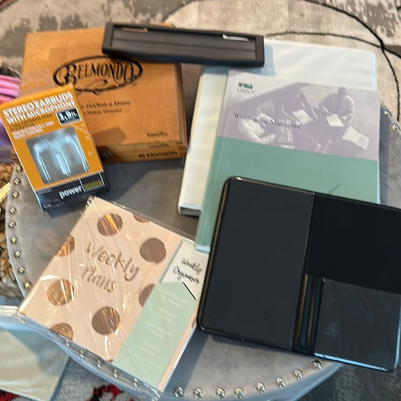 Bundle for the Office - Picture 1 of 13